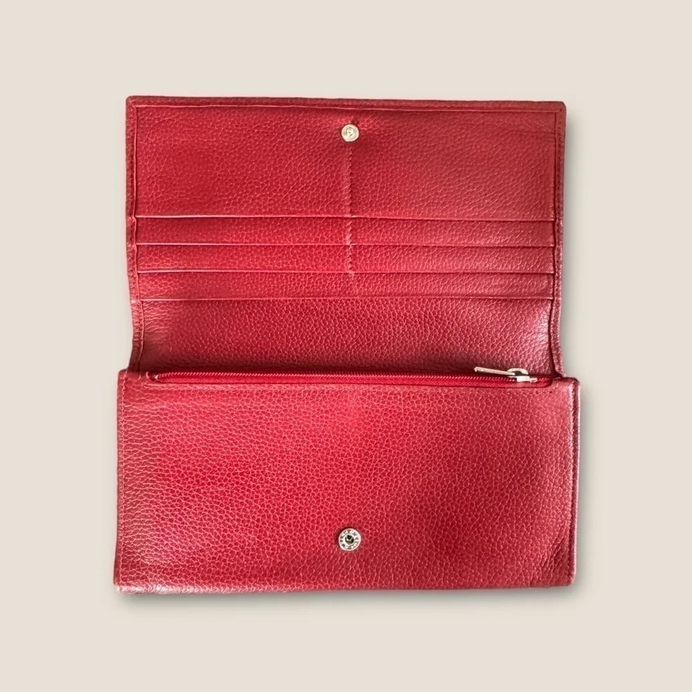 Longchamp leather wallet
